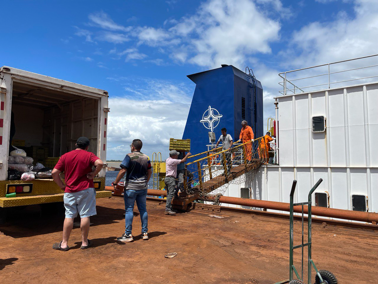 SERVICIOS Y SUMINISTROS ROBMAG - PUERTO LA CRUZ - PUERTO ORDAZ - VENEZUELA - SHIP CHANDLER (10)